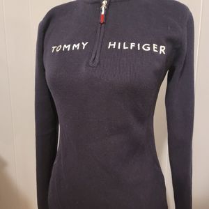 Tommy Hilfiger zip pull over Excellent condition u
